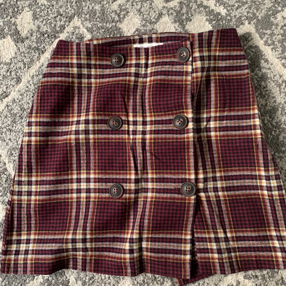 Plaid skirt!